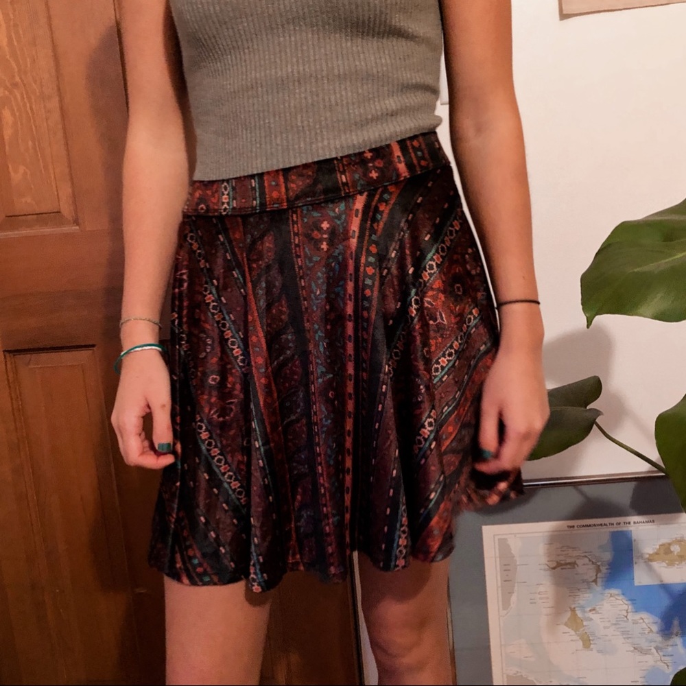 Velvety skater skirt